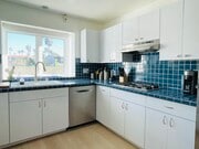 Kitchen - 6620-6624 La Jolla Blvd