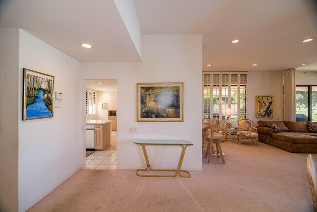 Photo - 12 Columbia Dr