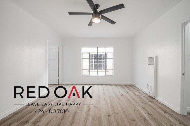 Photo - 1024 Menlo Ave Unit 11