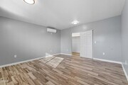 Photo - 421 E Colden Ave