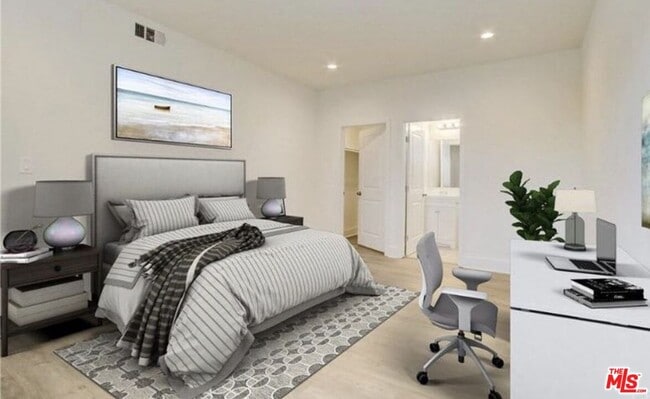 Photo - 2635 Hauser Blvd Unit room 3