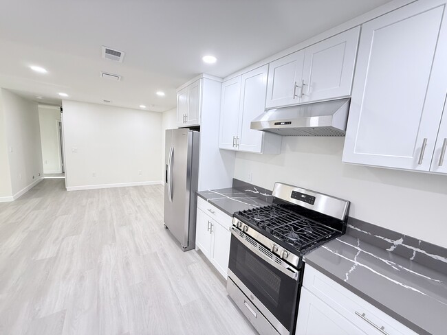 Photo - 517 Sunset St