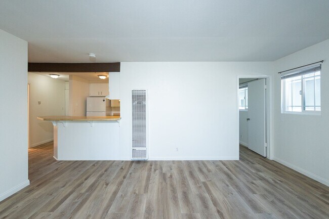Photo - 145 Camarillo- LT Unit Lower