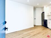 Photo - 815 W Glenoaks Blvd Unit D