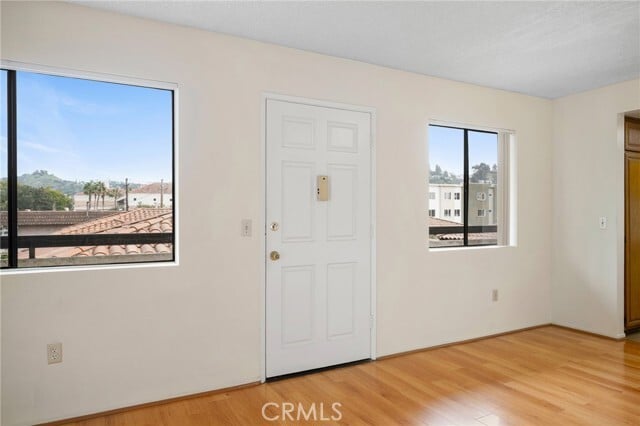 Photo - 1004 E Garfield Ave Unit 5