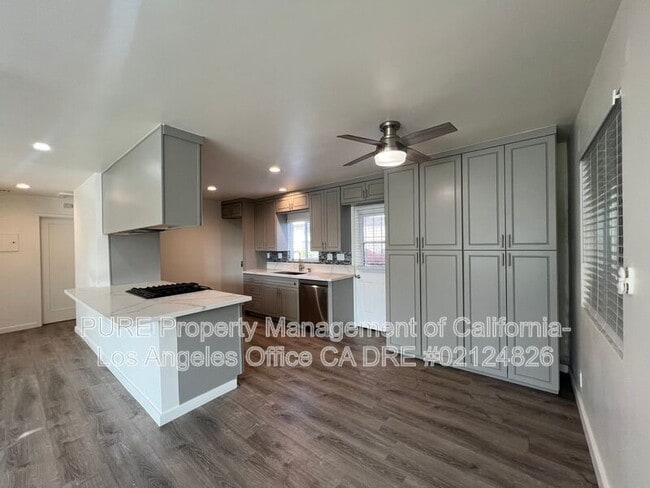 Photo - 4417 166th St