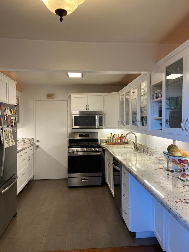 Photo - 612 Alta Vista Dr