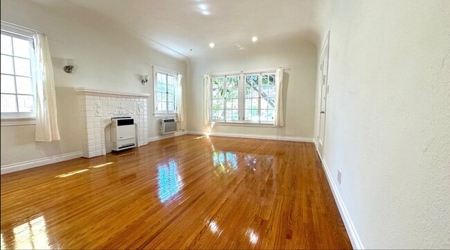 Photo - 422 N Spaulding Ave Unit L422