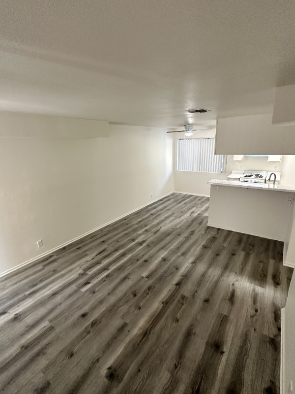 Photo - 7040 Haskell Ave Apartment Unit 101