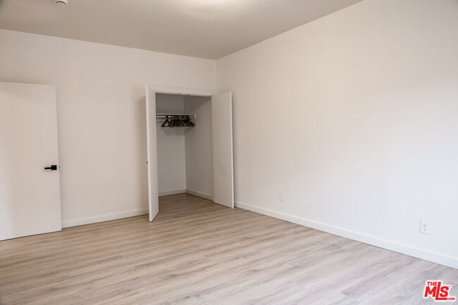Photo - 4518 Hollywood Blvd Unit 10