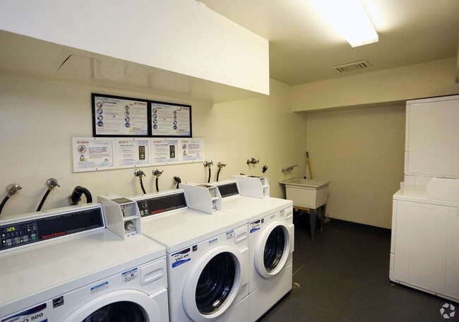 Photo - Keswick Manor