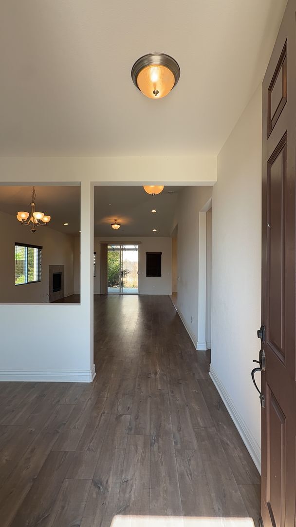 Photo - 305 Hampton Dr