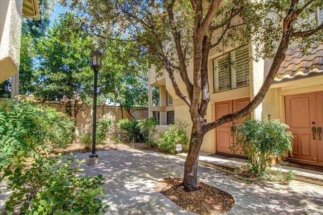 Photo - Modern Elegance Meets Calabasas Comfort