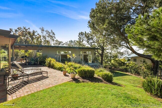 Photo - 417 Serpentine Dr