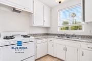 Photo - 6929 Whitsett Ave Unit 1