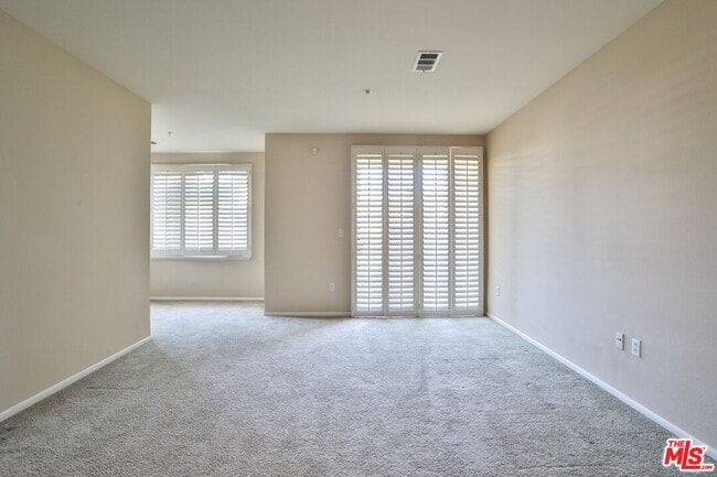 Photo - 6400 Crescent Park E Unit 305