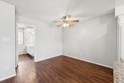 1BR, 1BA - 850SF - Dining Room - Velvet Green Apartments