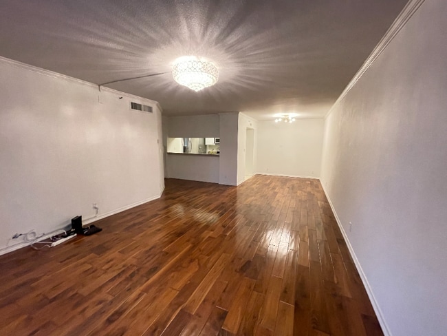 Photo - 600 W 9th St Unit 1206