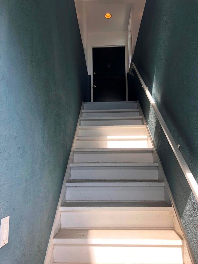 Photo - Upstairs Unit in CDM, Available 08/14/26!!