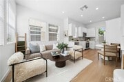 Photo - 374 Hamilton St