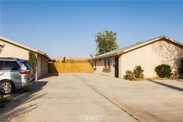 Photo - 13253 Central Rd House
