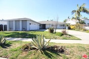 Photo - 6605 S Sherbourne Dr