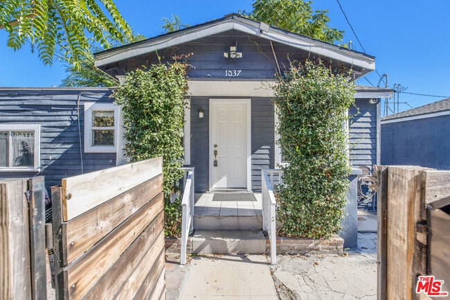 Building Photo - 1037 Blake Ave