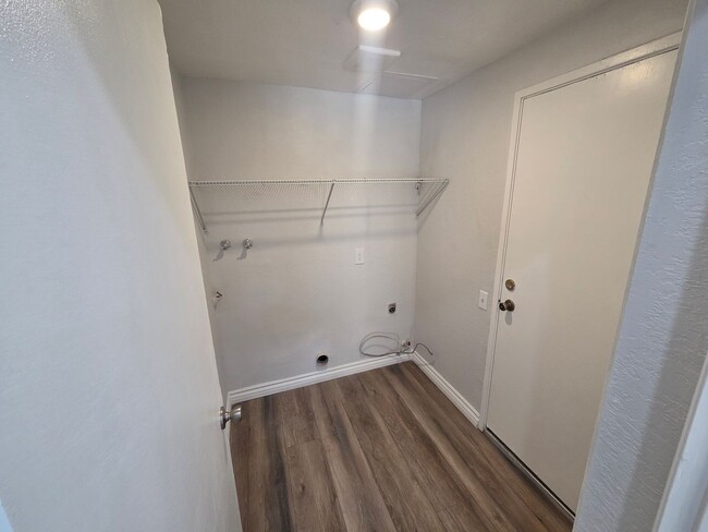 Photo - 1826 Lochglen Ct