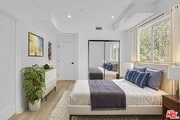 Photo - 10828 Hesby St