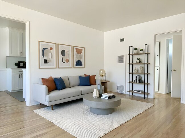 Photo - Spacious 1 & 2 Bedroom Apartments