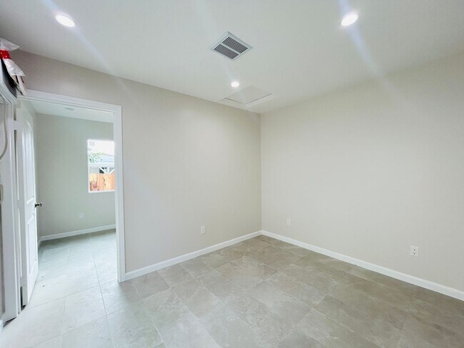 Photo - Sylvan Apartments Unit 8