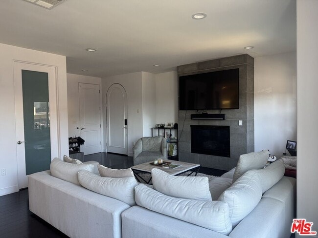 Photo - 1739 S Barrington Ave