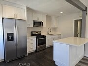 Photo - 534 N Batavia St Townhome