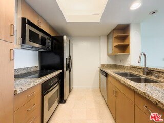 Photo - 13700 Marina Pointe Dr