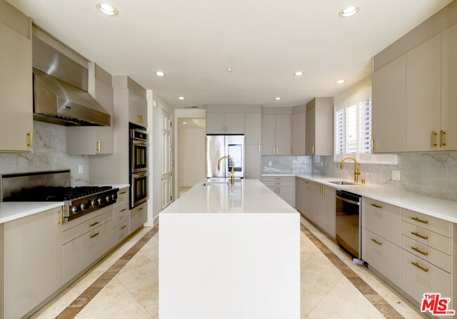 Photo - 12626 Promontory Rd