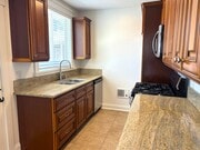 Photo - Adorable Beach-Close 2 Bedroom Bungalow in... House