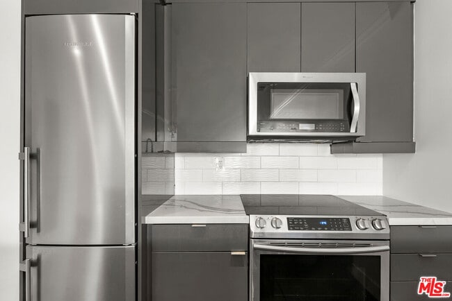 Photo - 740 Kings Rd Unit 212