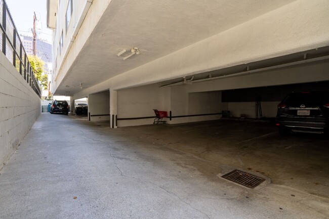 Photo - Gale Drive Luxury Investments Group LLC