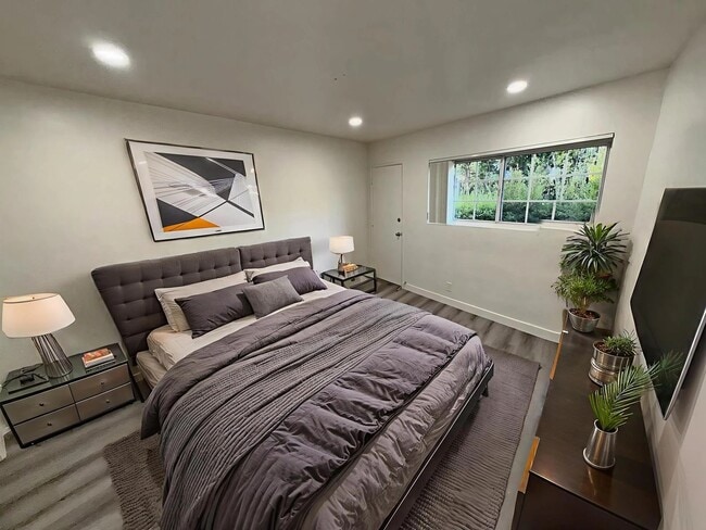 Photo - 10674 Holman Ave Unit 4