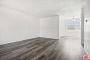 Photo - 14108 Doty Ave House