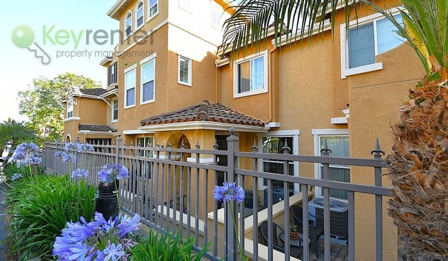 Building Photo - Townhouse in the heart of San Elijo Hills | San Marcos