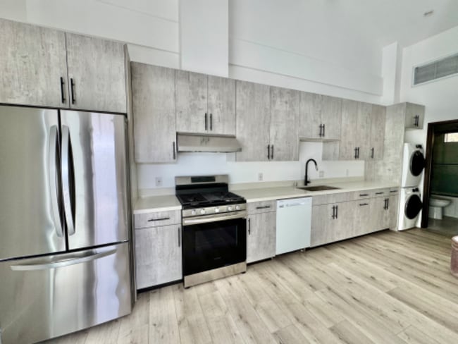 Photo - 7822 Shadyspring Dr