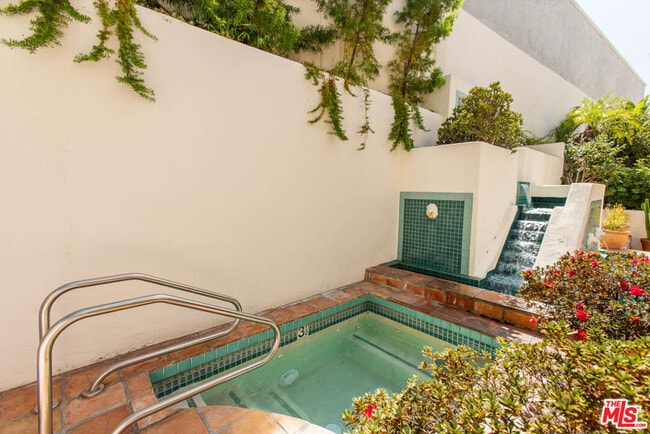 Photo - 15500 Sunset Blvd Unit 104