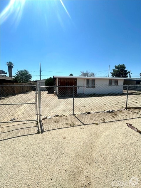 Building Photo - 6096 Cahuilla Ave Rental