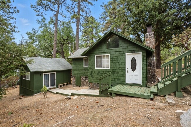 Photo - 2 Bd./1 Ba Main House w/ Studio + 3/4 Ba ADU Mountain Rental