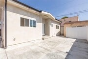 Photo - 1135 E Windsor Rd