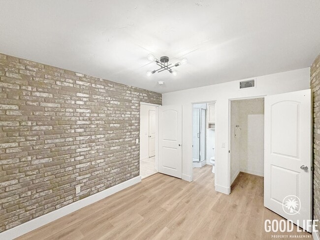 Photo - Stunning 3BD/3BA W/ A/C, Attached Garage, and In-Unit Laundry in Pacific Beach!