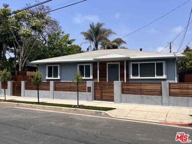 Building Photo - 13419 Zanja St