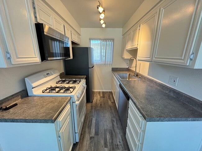 Photo - 5382 Circle Dr Unit 2