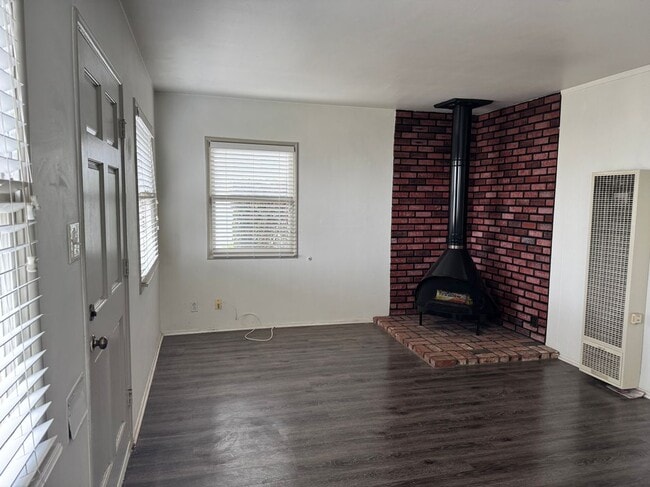 Photo - 601 Anderson St